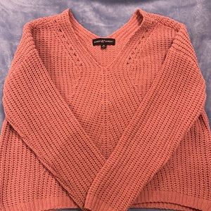 Blush knitted cropped sweater.